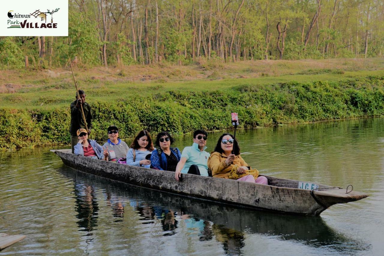 Chitwan Park Village Саураха Экстерьер фото